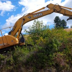 225C Excavator
